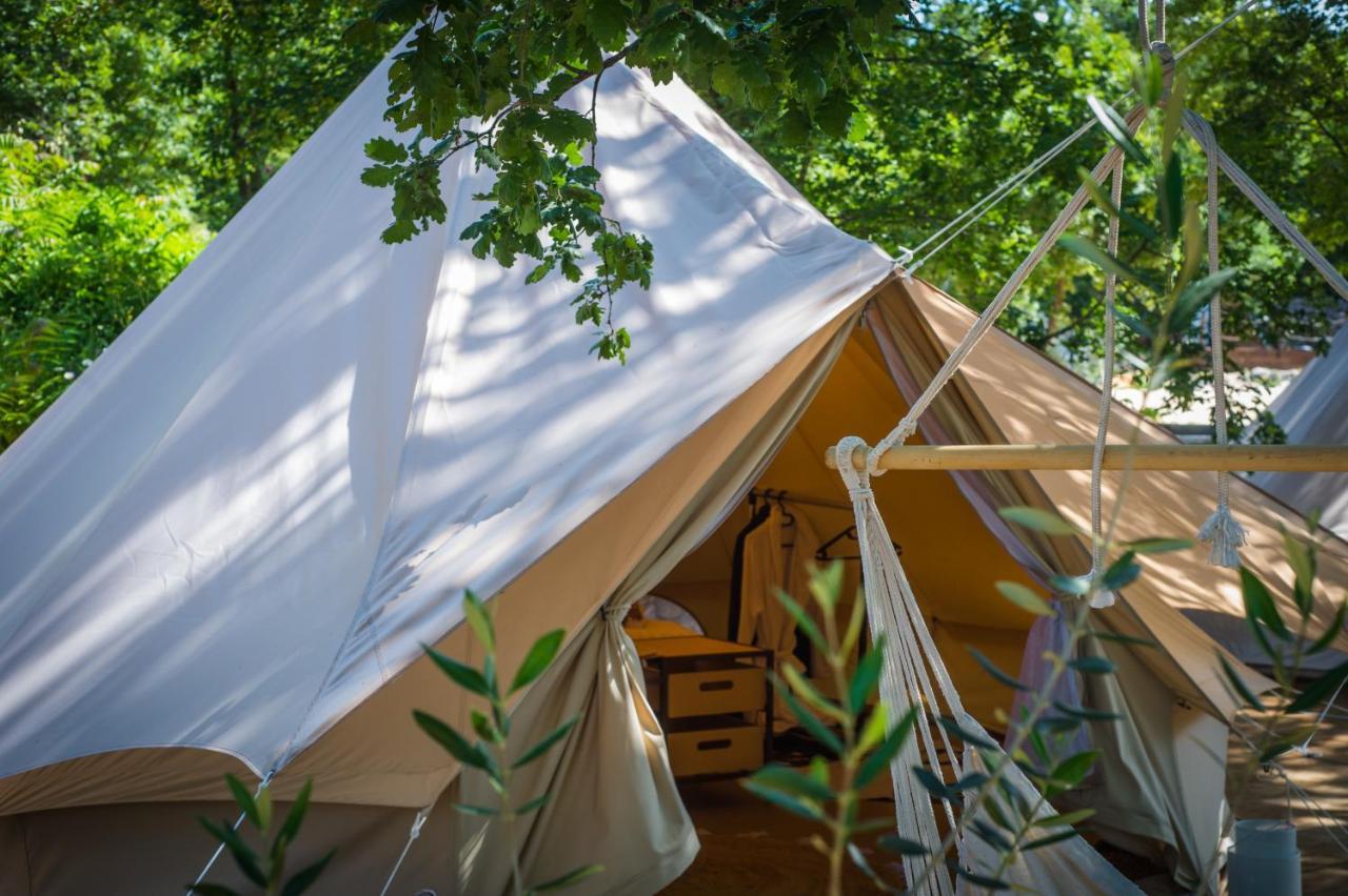 Rock Oak Glamping 3 Hotel Imotski Exterior photo